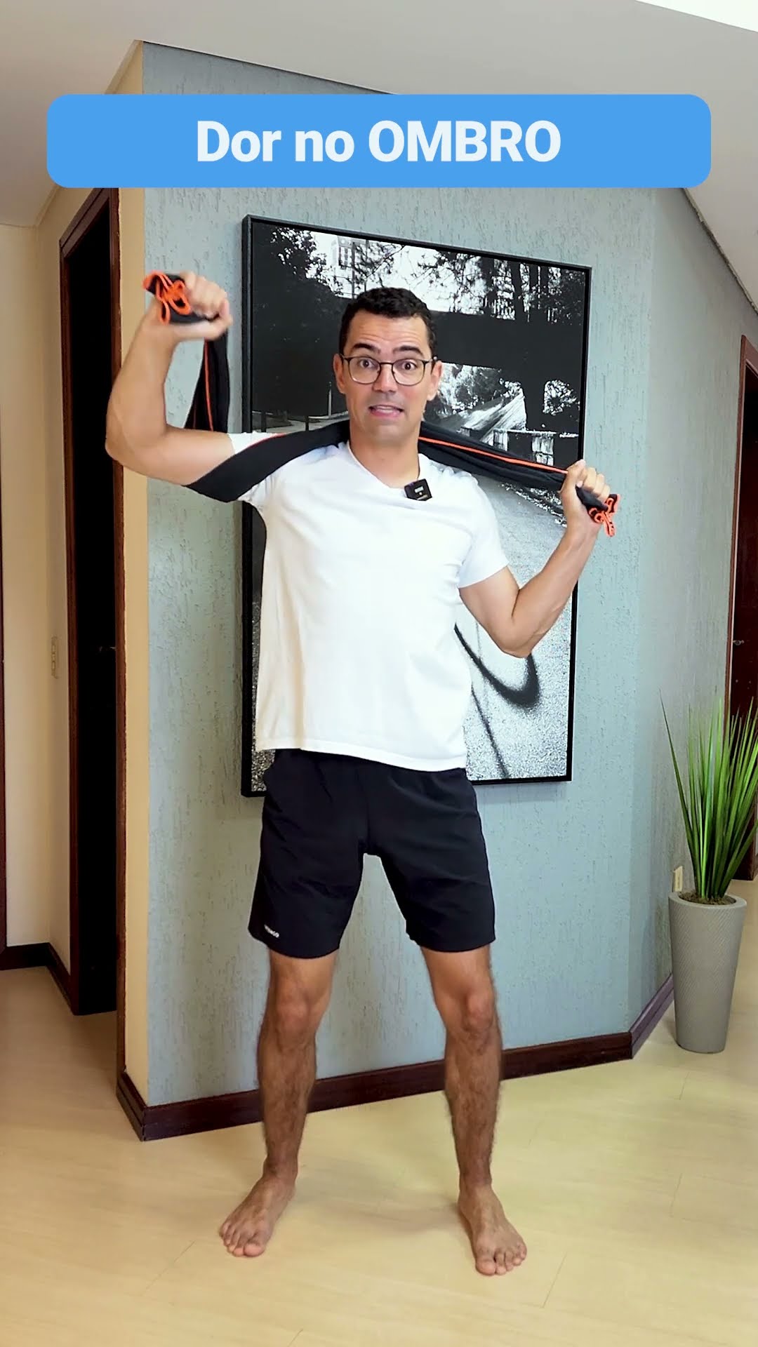 Siga-me e aprenda exercícios para dor no ombro. ?