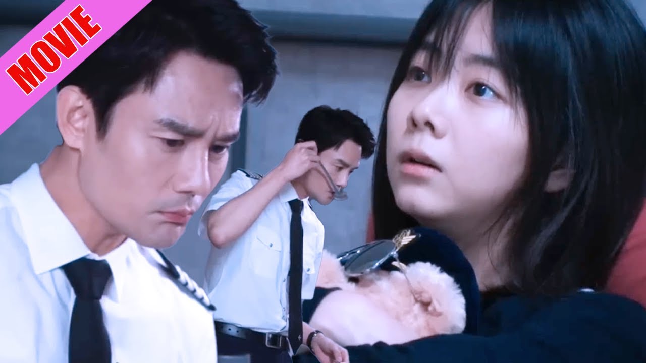 🤣Iceberg Captain Turns into Loyal Pup for His Crush, Dark Cuisine Terrifies Her in Hilarious Chaos 😱