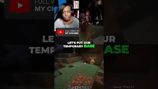I SAVED HER! 😱 (Almost...) #minecraft  #shorts  #minecraftclutch  #creeper  #gamingmoments