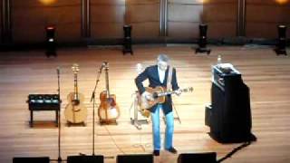 Tommy Emmanuel - Windy & Warm, Classical Gas (Sydney, 2009)