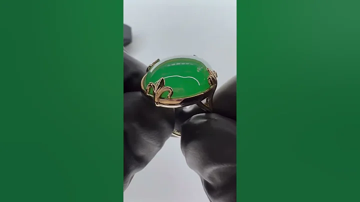 Jade and gold, never growing old 💎 💍 - DayDayNews