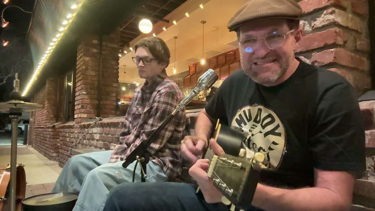 Bad Acting Woman | Chicago Street Blues Duo | Mark Mumea with Adam Mumea