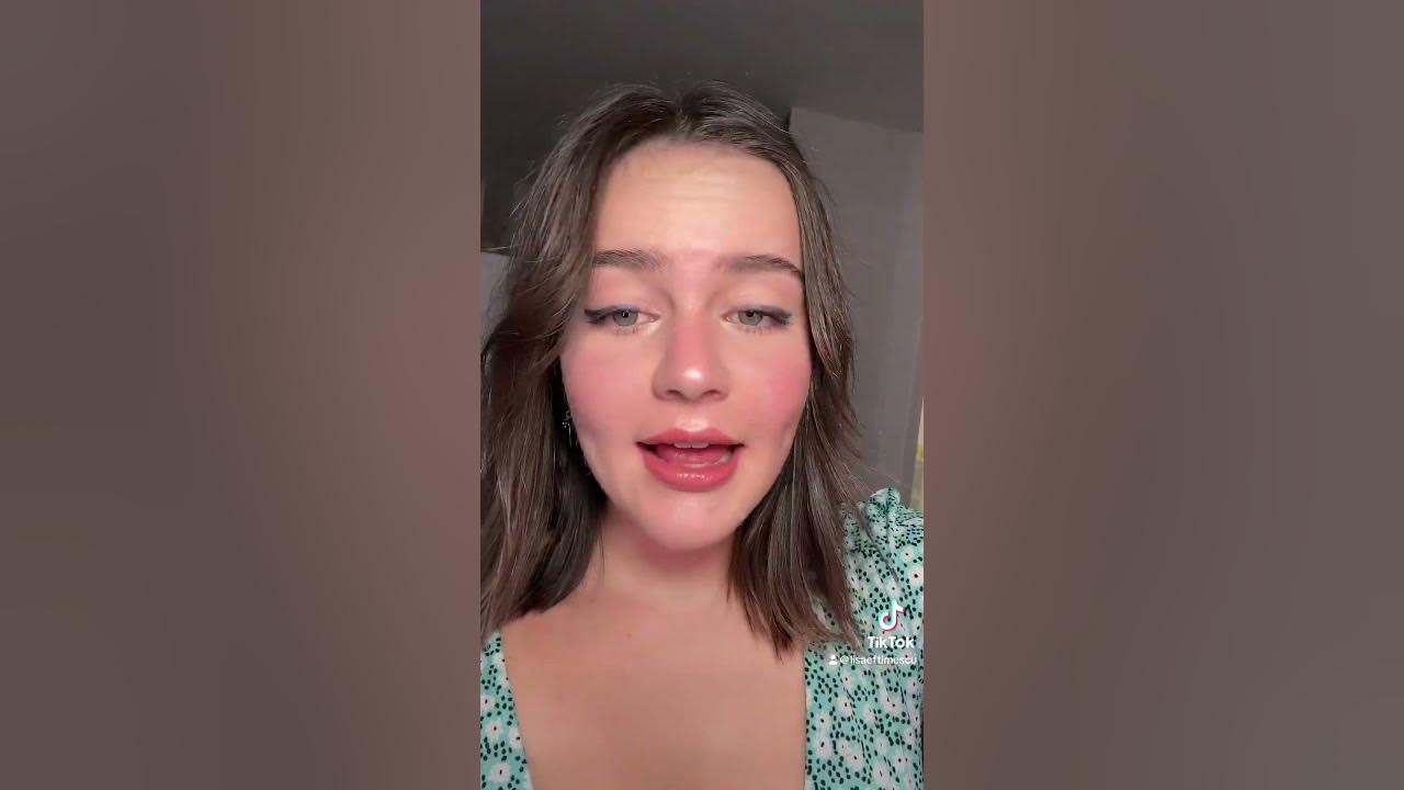 December 2 ADVENT CALENDAR UNBOXING L Luxury Makeup More L Vlogmas december-2-advent-calendar-unboxing-l-luxury-makeup-more-l-vlogmas