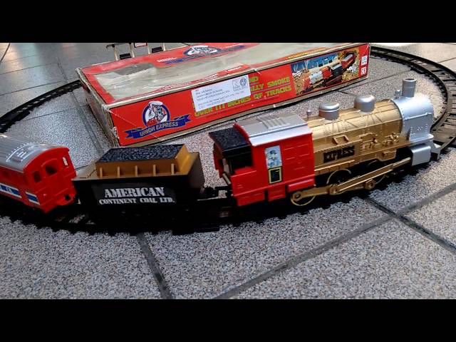 Brinquedos Locomotiva Trem Maria Fumaça Brinquedo à Pilha em Promoção na  Americanas