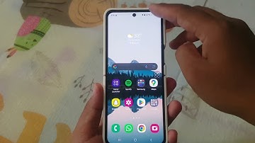 Samsung Z Flip 5: How to Enable Decrease brightness by 10% when Power Saving Mode is on (Android 13)