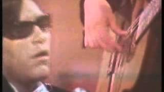 Light My Fire - Jose Feliciano 1968 live color Tv chords