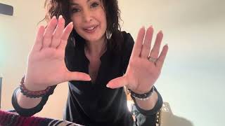 12 minute POV Distance Reiki to help calm the nervous system.✨