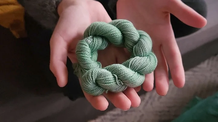 Gently Chaotic Knits - Vlogmas 2022: Week 1