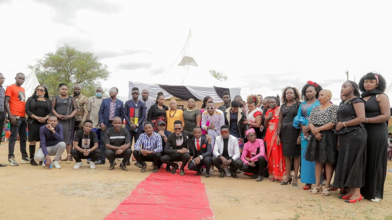 Top kamba artists Led by Kasanga and Lazarus Muli at Mukwenze's Burial. God bless you all.