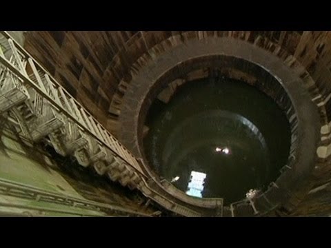 Cavernous Surge Tank Protects Tokyo From Floods