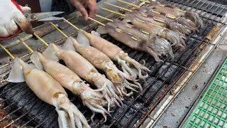 Super Yummy ! Grilled Squid in Night Market - Taiwanese Street Food