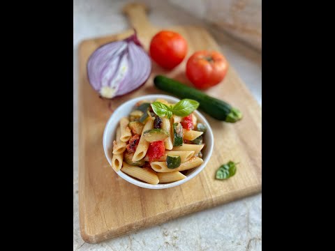 Zucchini and Tomato Pasta with Olives recipe | BuonaPappa