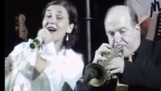 Irina &quot;ShoobaDooba&quot; Robinson (Tomaeva) with Lew Soloff_Desafinado