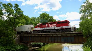 RJ Corman 40’s on the Lehigh Railway
