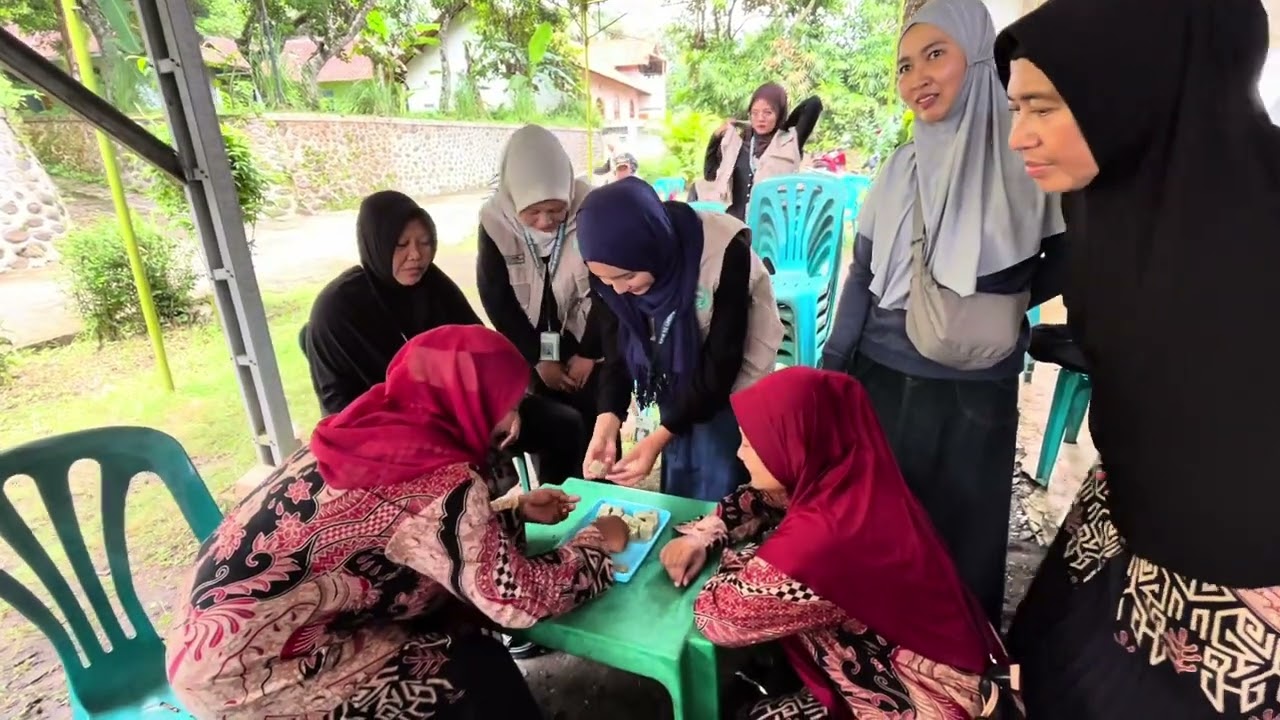 Video Program Kerja KPM-52 UNSIQ Desa Trirejo 