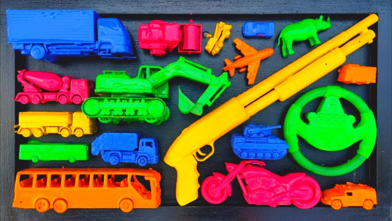 Membersihkan Mainan Mobil Balap, Truk Molen, Kereta Api, Excavator, Tank Baja, Speed Boat, Pesawat