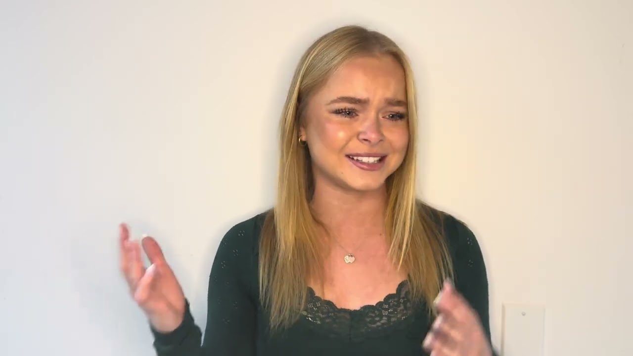 Meaghan Inglis sings 'My Days' preview