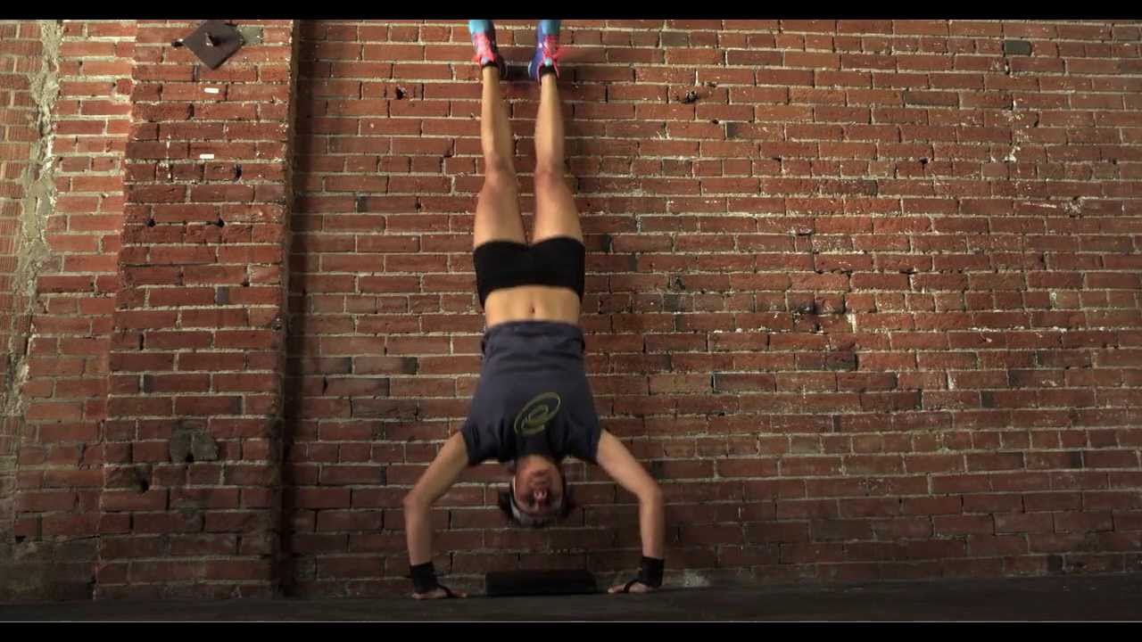 tenniswarehouse ASICS Training - Hand Stand Pushups