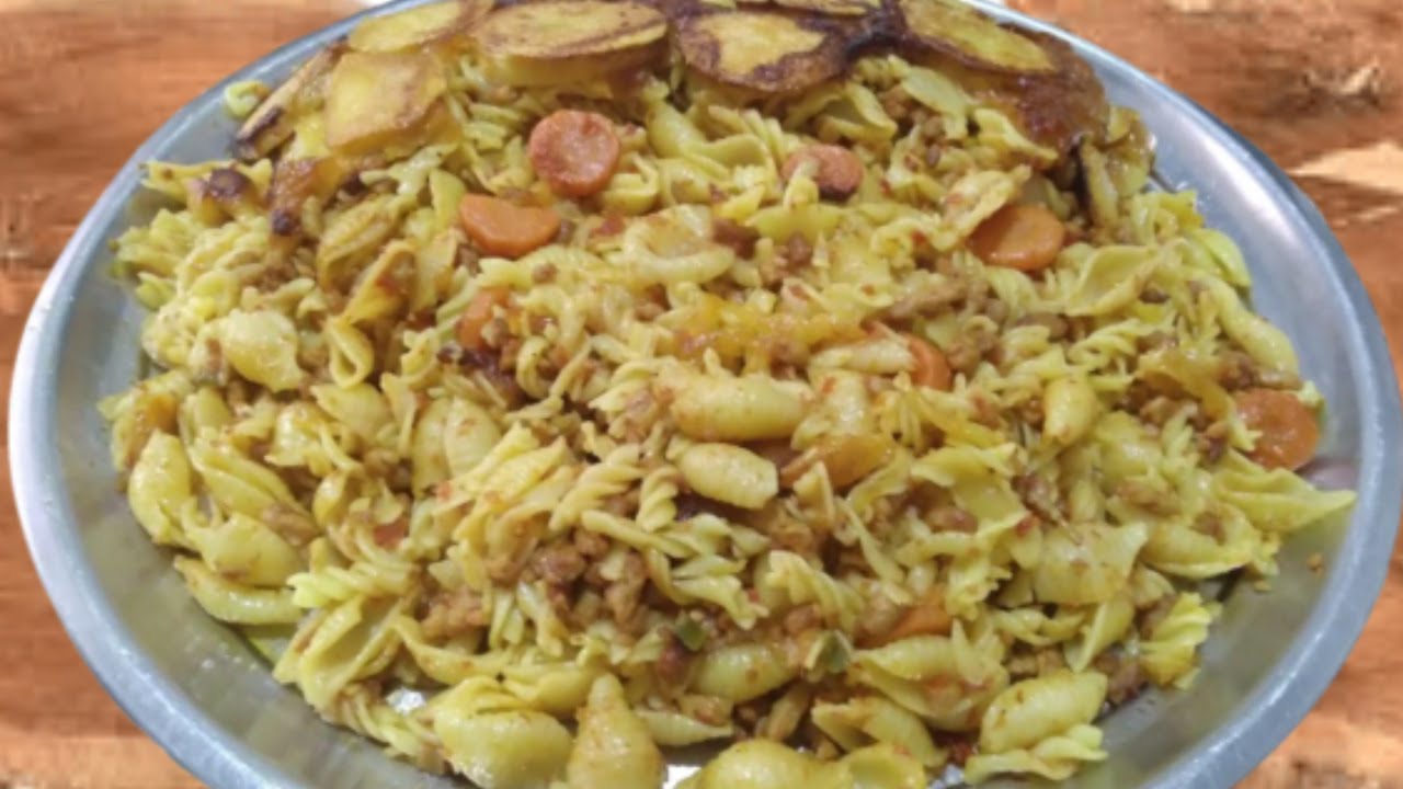 Pasta with soy granules and tomato sauce recipe