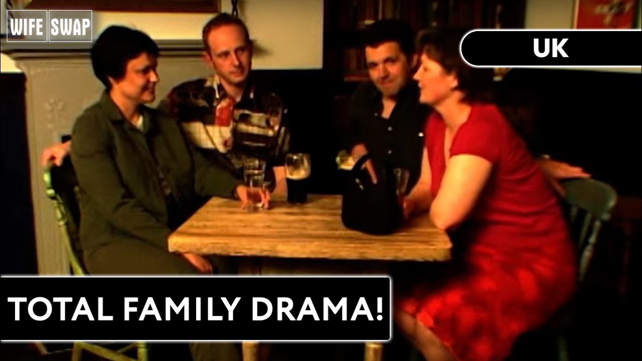 When Two Worlds Collide | S01 E02 | Wife Swap UK