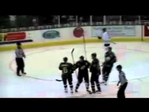 Wichita Thunder vs. Missouri Mavericks/Bloomi...  ...