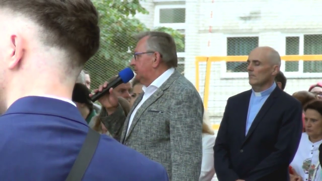 Rugsėjo 1-osios šventė Grigiškių gimnazijoje. 📖 2025-09-01.