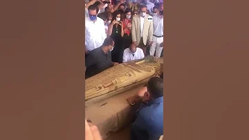Mummy Tomb Has Been Opened For The First Time After Being Sealed For 2500 Years 