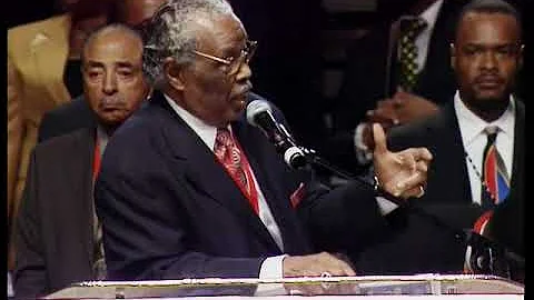 Bishop J. Neauel Haynes introduces Bishop Jerry Macklin