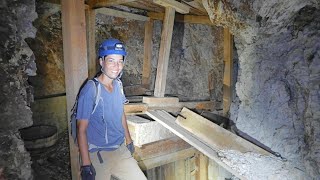 Rhyolite Multi Level Gold Mine - With Ladders, Interior Headframe, Two Portals