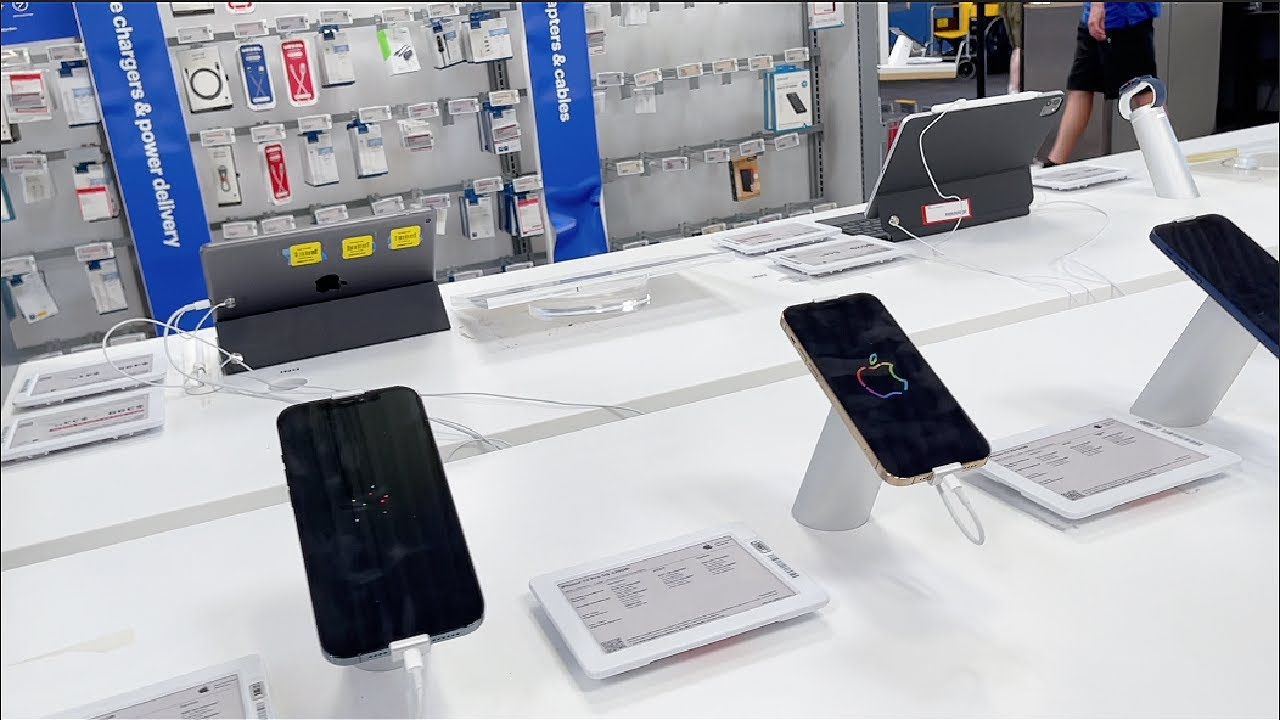 iPhone Shopping for my 4 Year Old + Unboxing