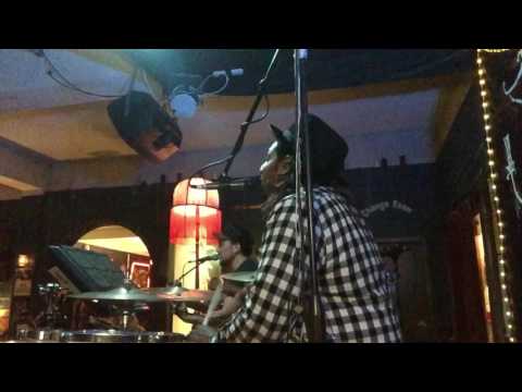 D-ANALOGUES Crazy Baldheads, Running Away LIVE
