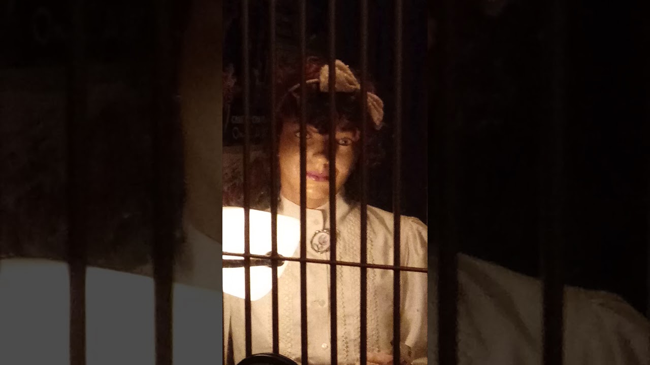 creepy wax figure at museum of science and industry in illinois