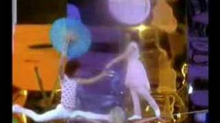 Video thumbnail of "Olivia Newton John & ELO - Xanadu"