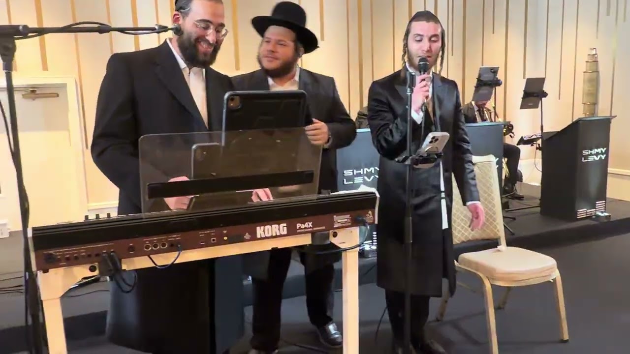 Shmy Levy on the keys & Levy Falkowitz @ Hershy Goldman