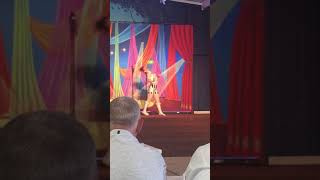 Chinese Acrobats In Branson