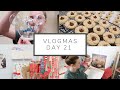 Chatty Wrap With Me, Beautiful Calendar, + Late Night Shopping  | Vlogmas Day 21 | December 21, 2020