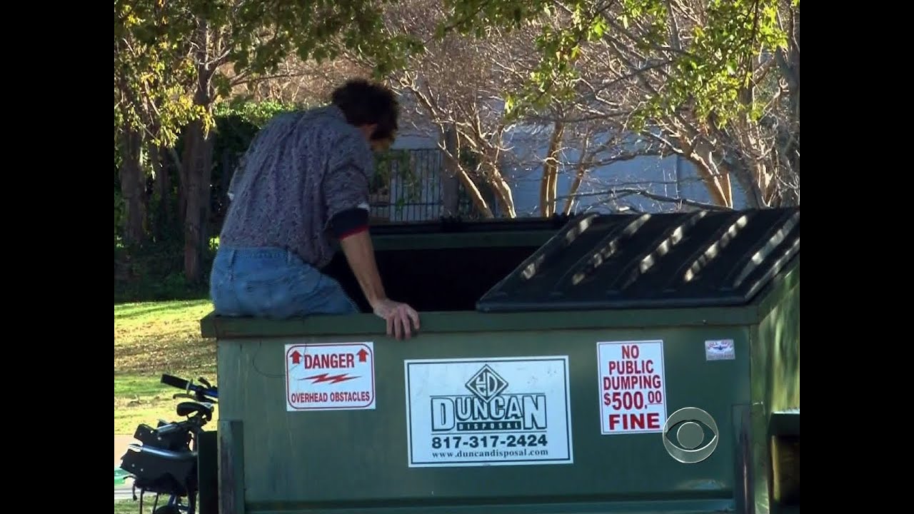 CBS Evening News - Pro dumpster diver turns trash into treasure