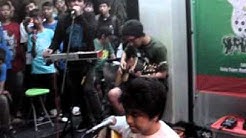 Pee Wee Gaskins - Selama Engkau Hidup (Bukber PWG at Pangpol)  - Durasi: 3:28. 