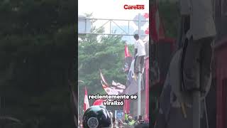 Manifestantes Queman El Congreso De Indonesia