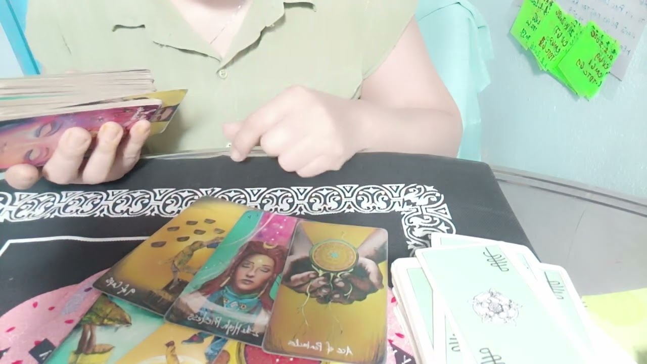 CÓ MỘT BÍ MẬT NÀO ĐANG CHE GIẤU 