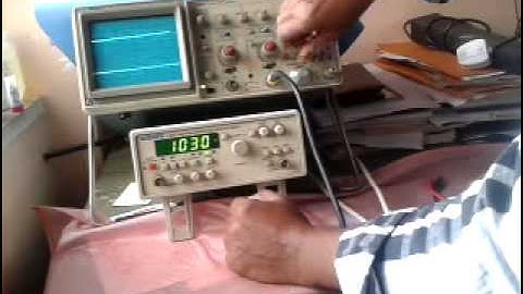 2215 tektronix oscilloscope