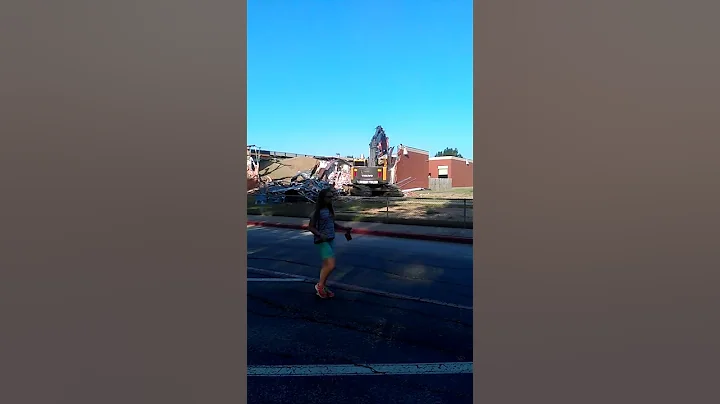 Charlotte Anderson Elementary being demolished