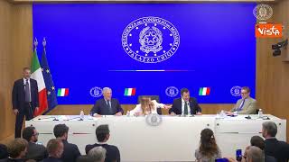 Salvini e Tajani: "Esenzione bollo u00e8 solo l'inizio", Meloni: "State calmi che ci sente Giorgetti"