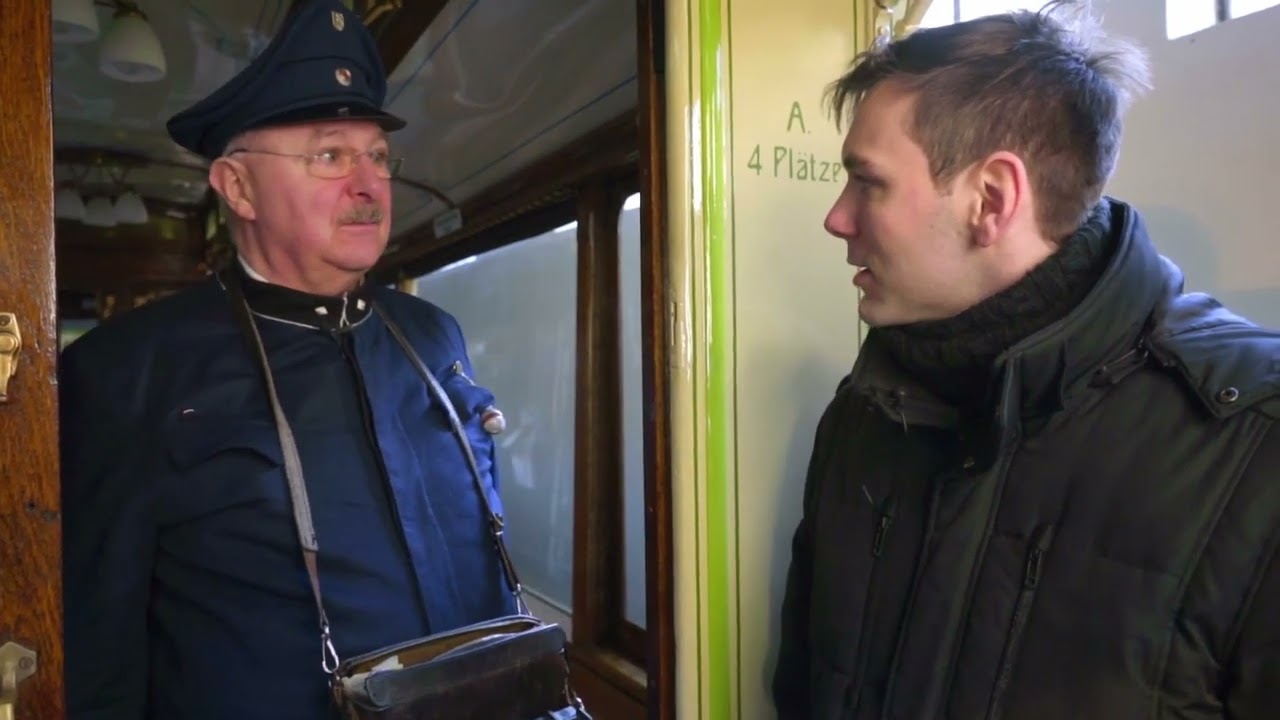 Für Entdecker: Besuch im Historischen Straßenbahndepot St. Peter