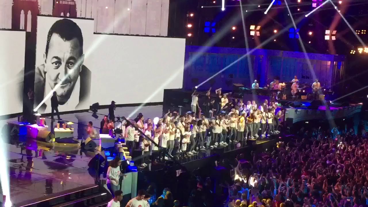 Qui A écrit La Chanson Des Restos Du Cœur 2022