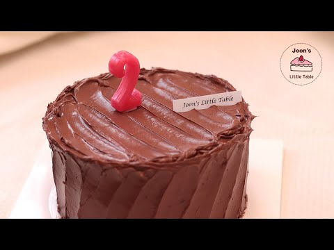 Home made satisfying chocolate cake and simple chocolate buttercream frostingSubtitle on