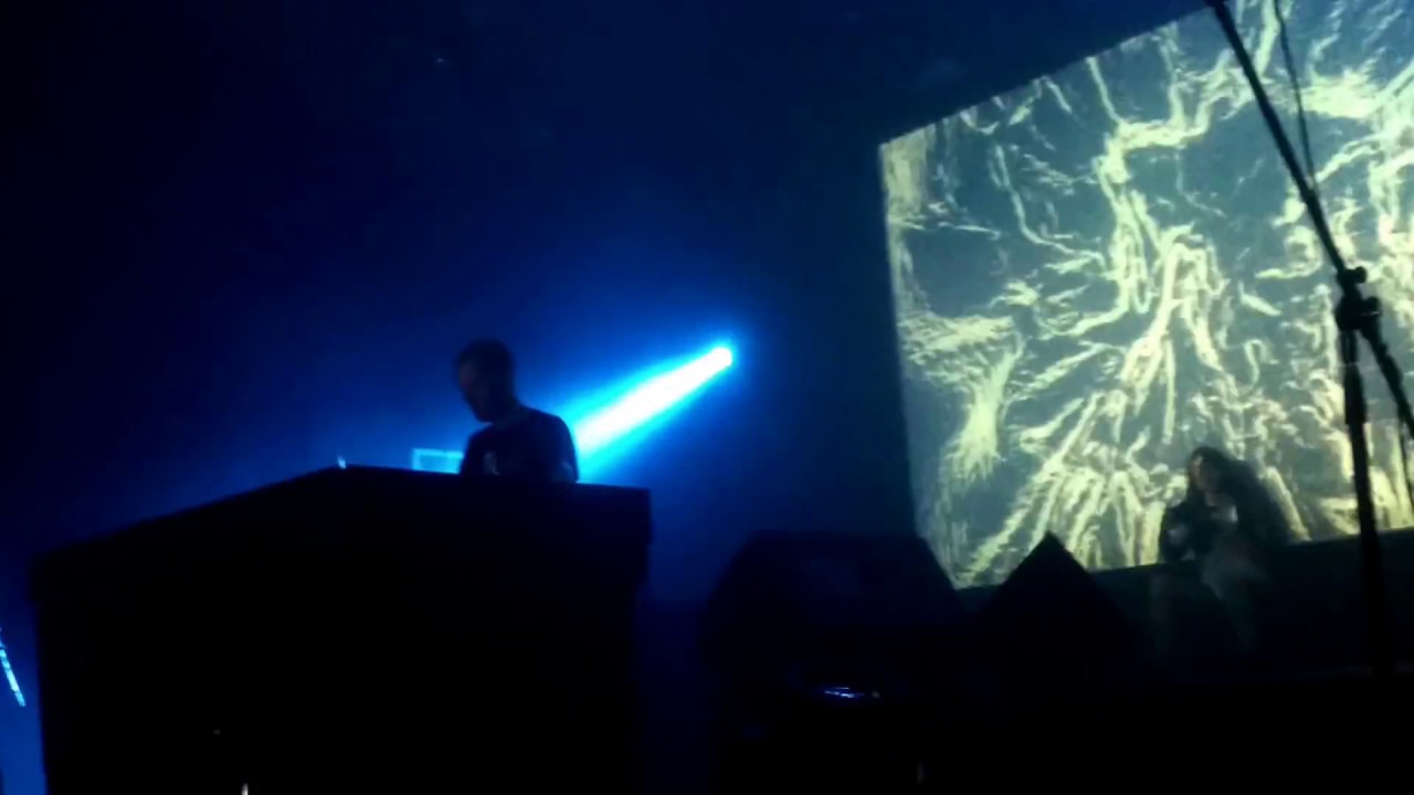 John Askew closing with "The finest", and the E P I C "TO HEAL" @ Niceto (7-1-17)