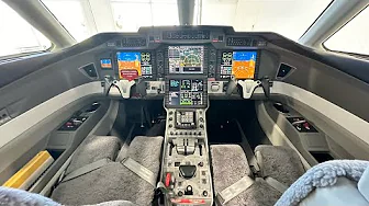Pilatus PC-24 Detailed Cockpit Tour (Crazy Smart Features!)