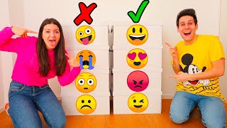 SOFÌ E LUÌ VS SCATOLE EMOTICON CHALLENGE! NON SCEGLIERE LA SCATOLA SBAGLIATA!! | Me contro Te