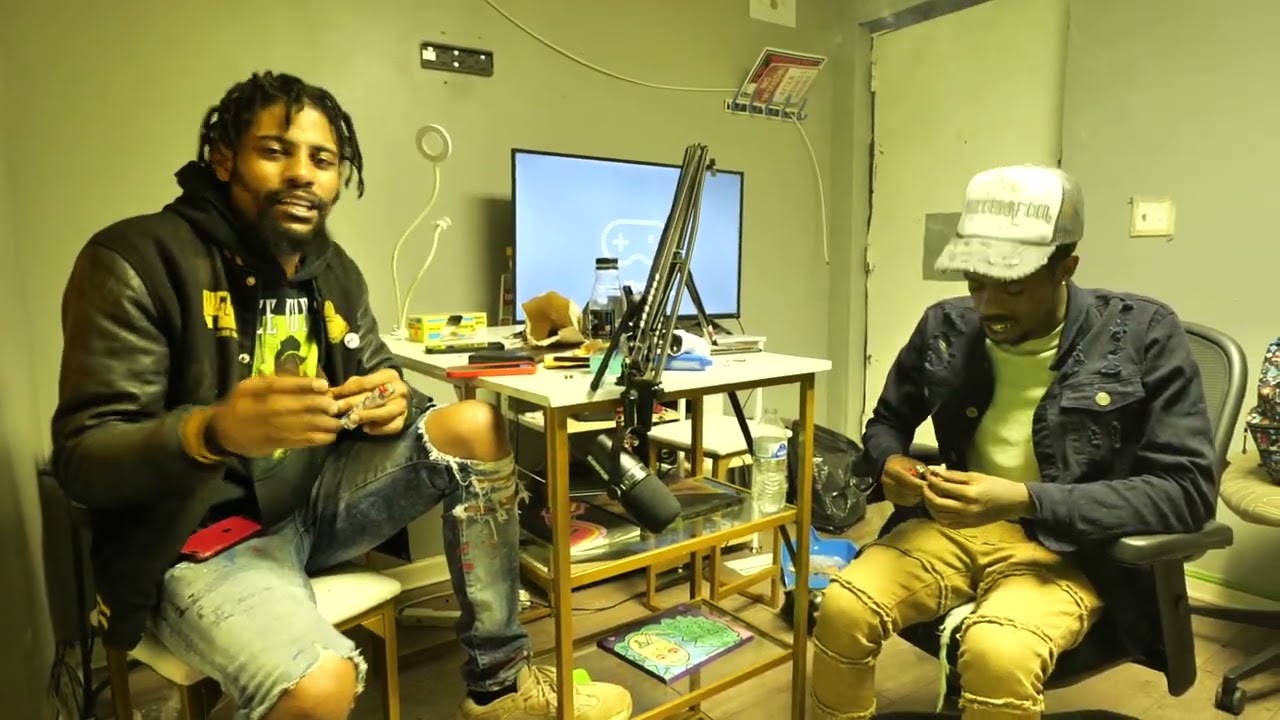 Pluggy Simmons X B La B  real talk on dropping albums & support.